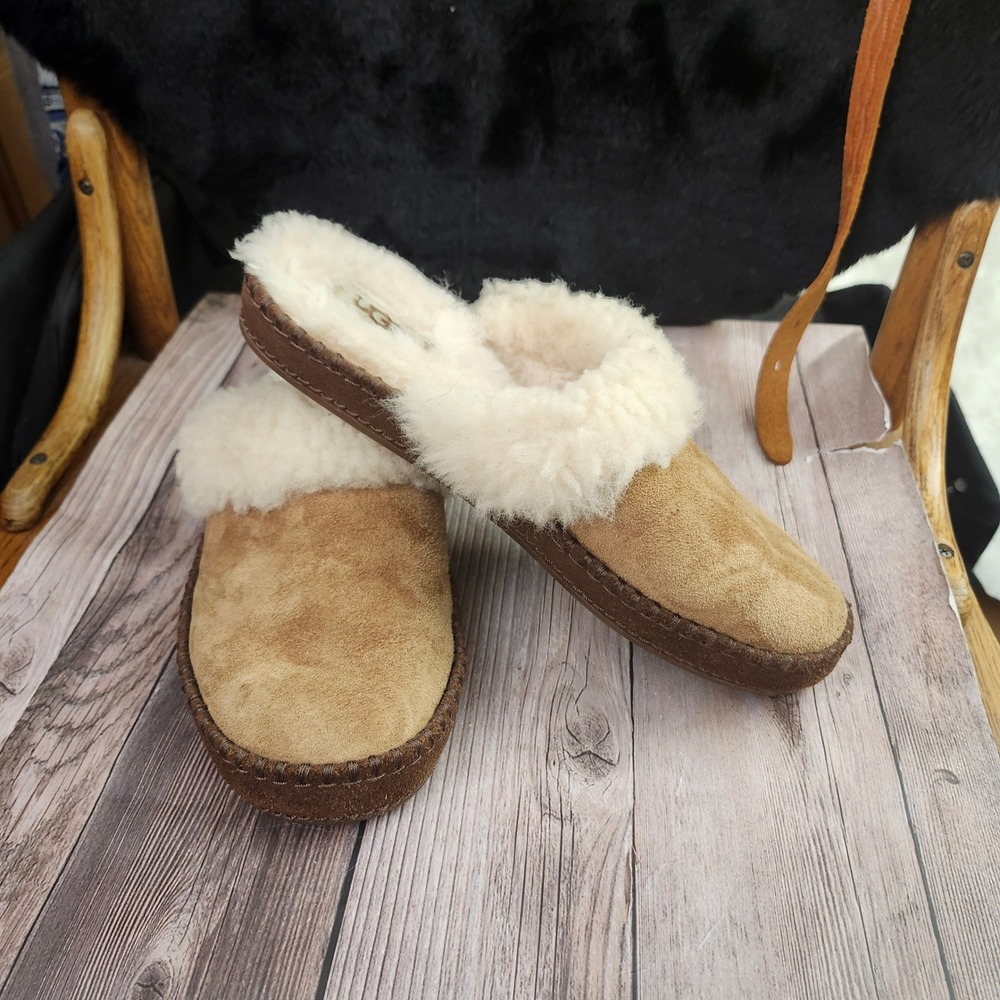 UGG Coquette Chestnut Suede Sheepskin Whipstich Slippers Womens 8 Classic Cozy